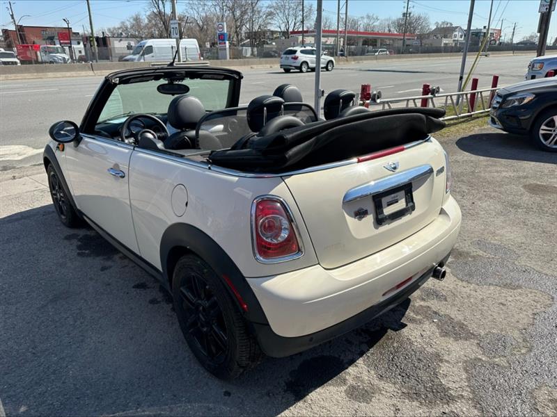 MINI
Cooper
2015