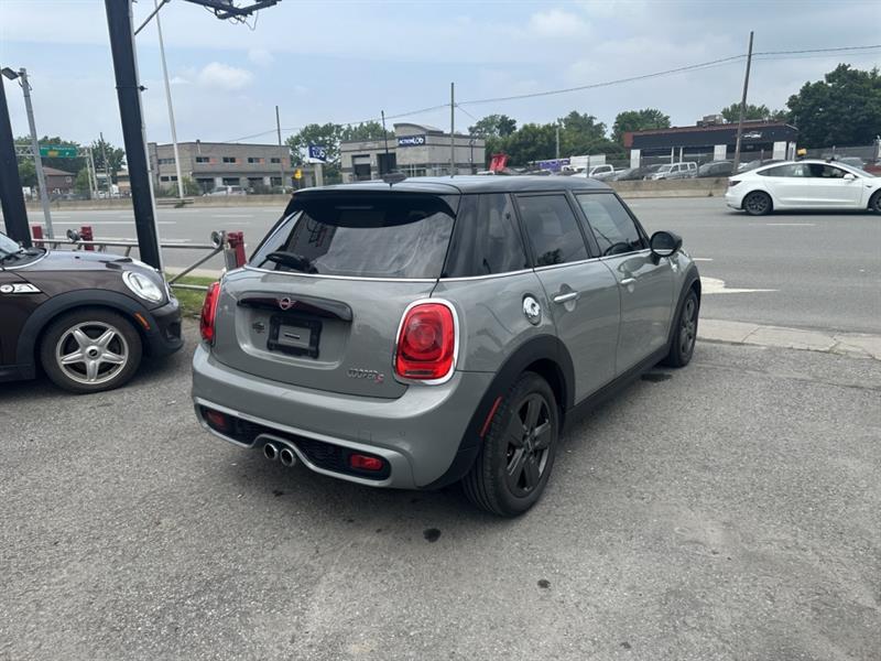 MINI
5 Door
2021