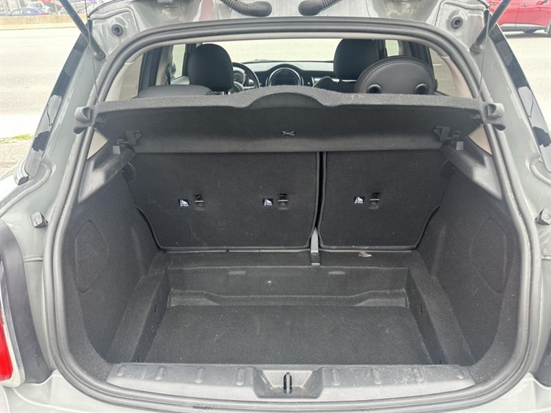 MINI
5 Door
2021