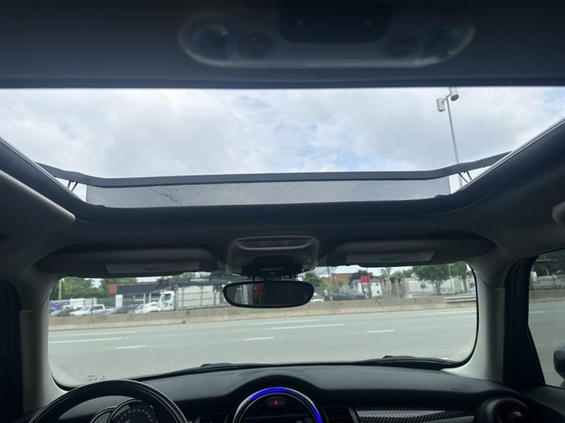MINI
5 Door
2021