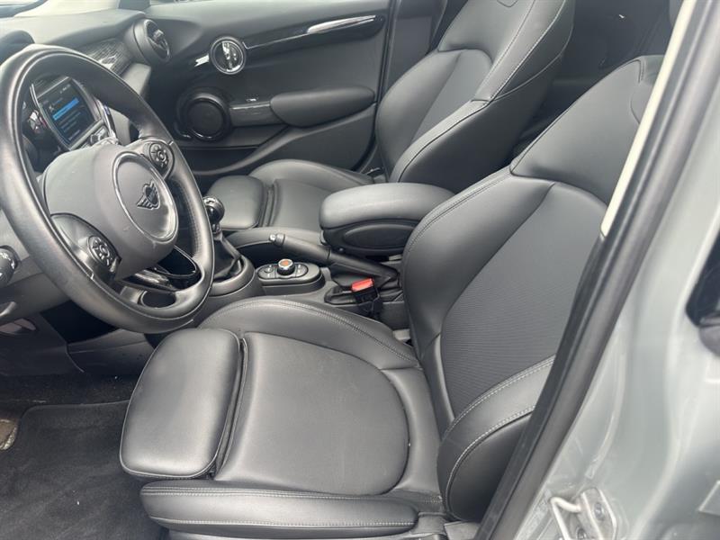 MINI
5 Door
2021