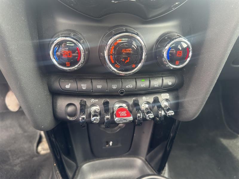MINI
5 Door
2021