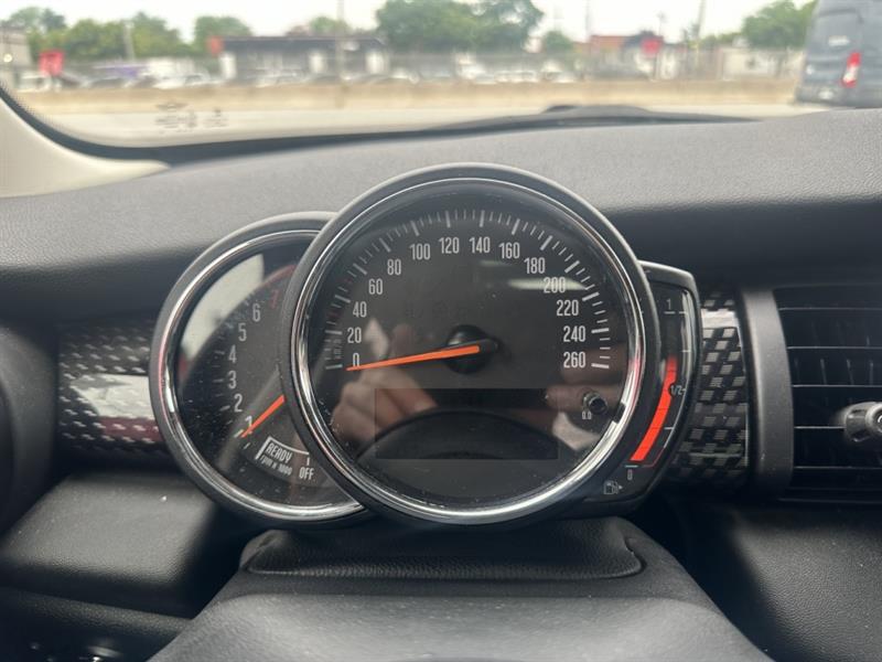 MINI
5 Door
2021