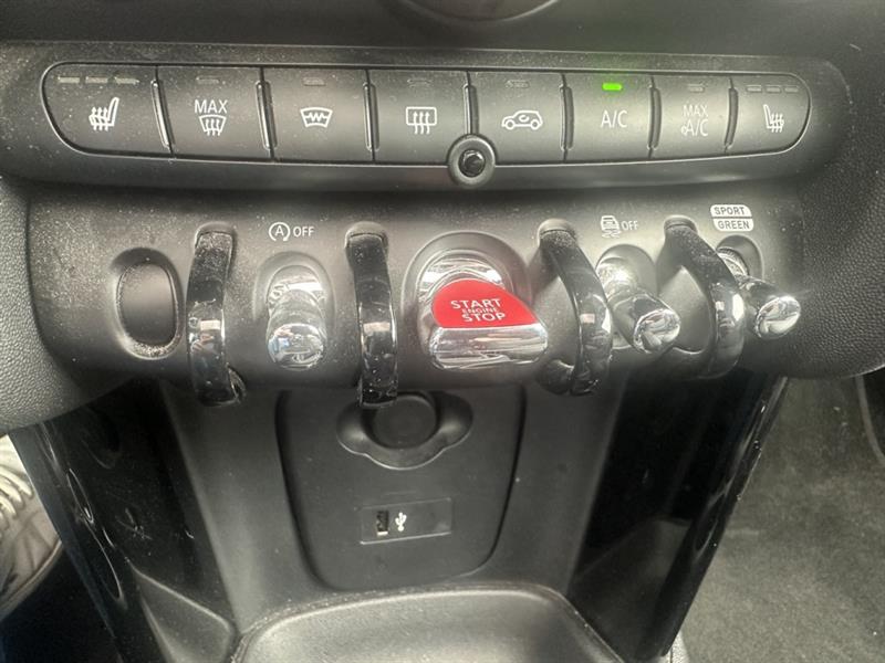 MINI
5 Door
2021