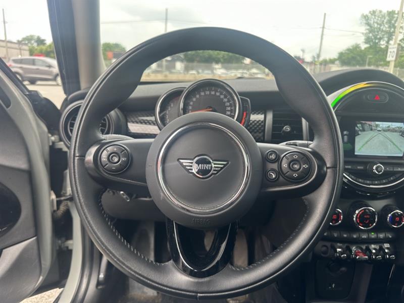 MINI
5 Door
2021
